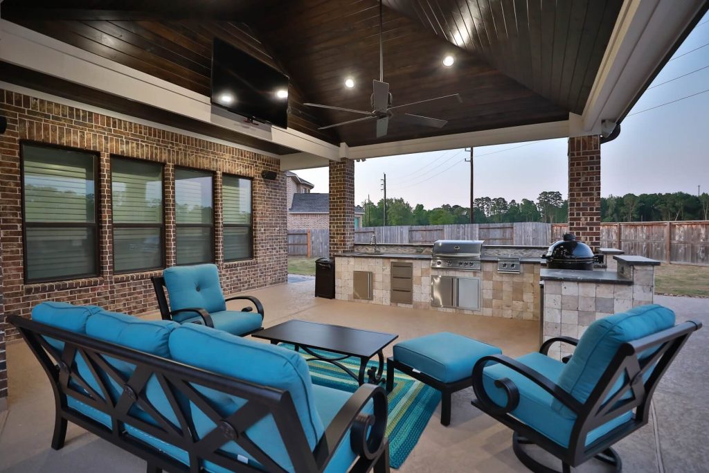 1_falling-leaves-25164-0013